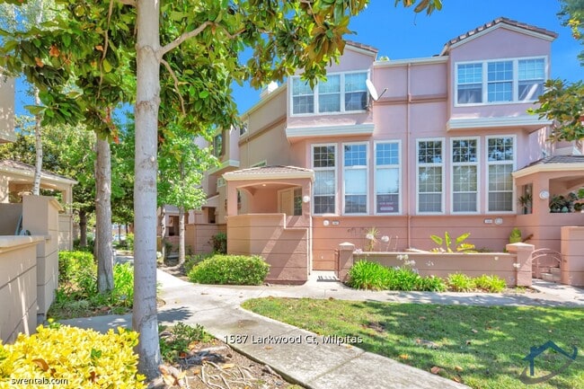 Building Photo - 1587 Larkwood Ct
