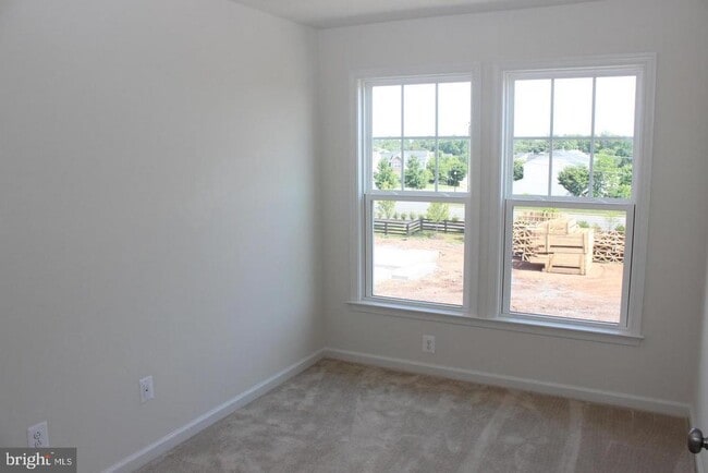Building Photo - 43313 Novi Terrace