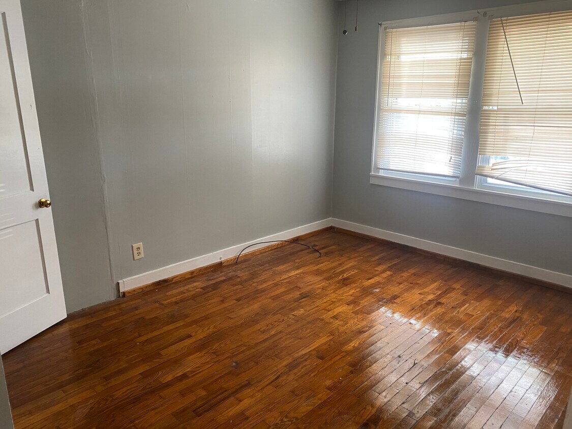 Foto principal - 112 Bismark St