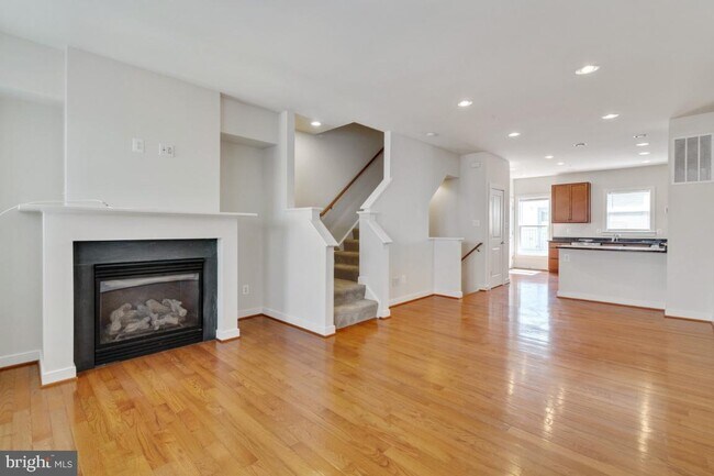 Foto del edificio - 12167 Waveland St