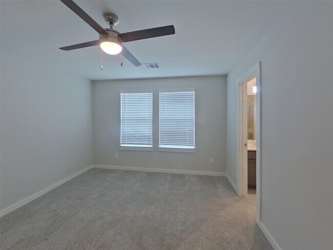 Building Photo - 22812 Terrazzo Dr