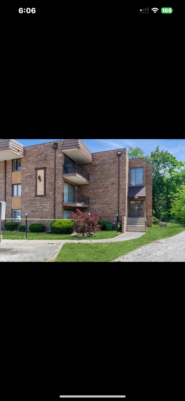 550 Michigan City Rd Unit 2, Calumet City, IL 60409 Condo for Rent in Calumet City, IL