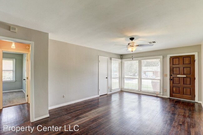 Building Photo - 2 br, 1 bath House - 4033 NW 33rd St,