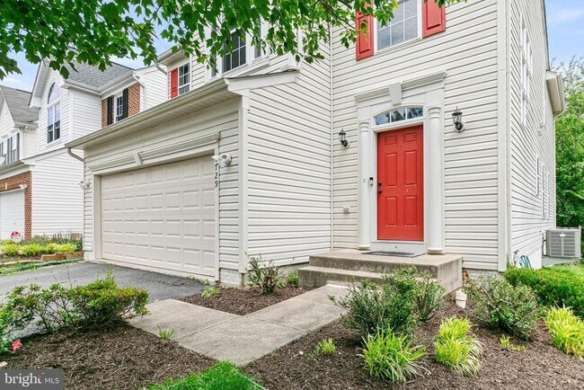 Building Photo - 8729 Talbott Farm Dr