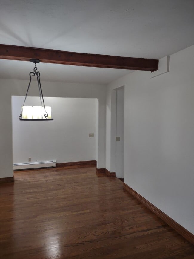Building Photo - 7615 Mallard Dr