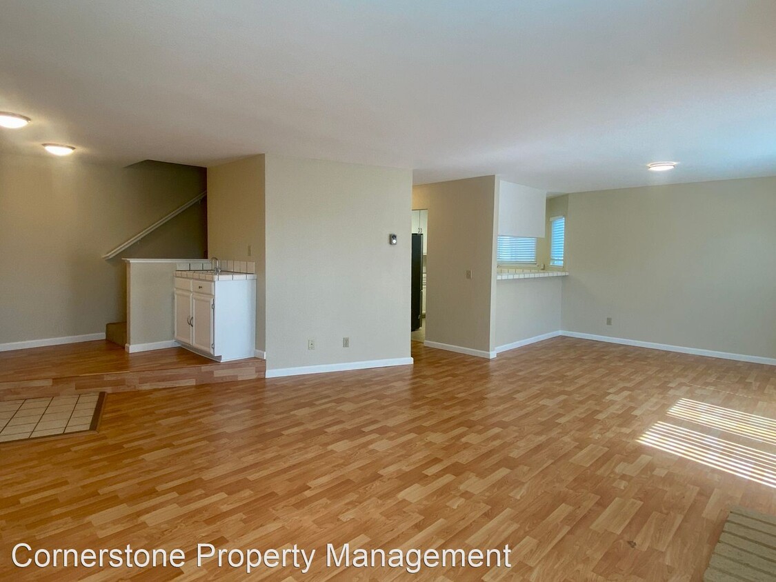 Primary Photo - 2 br, 2.5 bath House - 3528 Flora Vista Ave