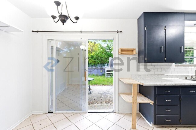 Foto del edificio - 918 E Montclair Rd