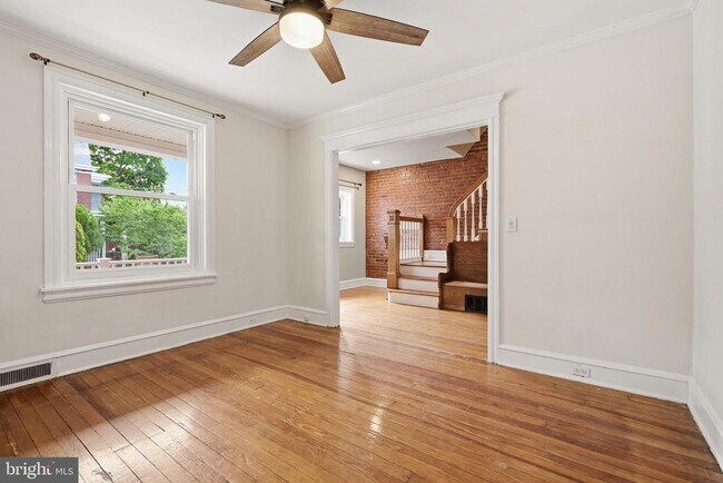 Foto del edificio - 406 W 20th St