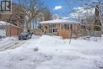 Building Photo - 7 Kemano Rd