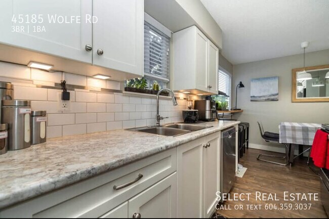 Photo du bâtiment - 45185 Wolfe Rd