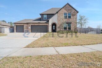 Building Photo - 31214 Gullwing Manor Dr