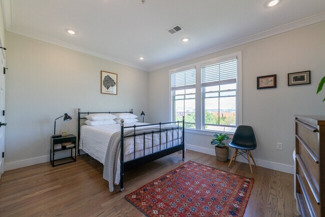 Foto del edificio - 464 Sumner St