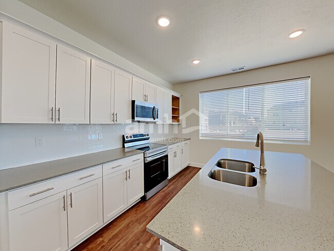 Foto del edificio - 1329 White St