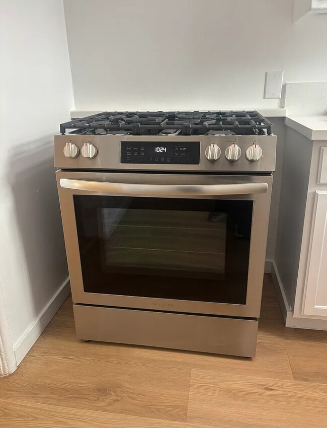 Foto del edificio - 13207-13213 Oxnard St