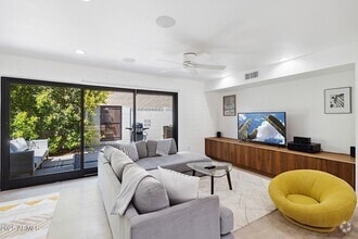 Building Photo - 7720 E Heatherbrae Ave