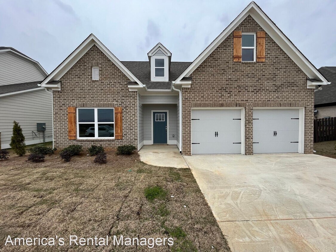 3 br, 2 bath House 210 Camellia Lane House Rental in Pell City, AL