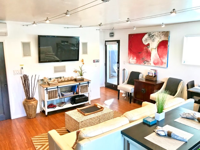 Photo - 1802 Andalusia Ave Apartment