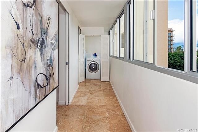 Building Photo - 2895 Kalakaua Ave