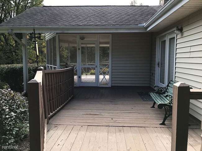 Foto del edificio - 28 Mountain Brook Trl