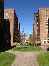 Building Photo - 60 Locust Ave