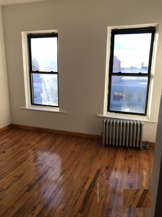 Primary Photo - 185 4th Ave