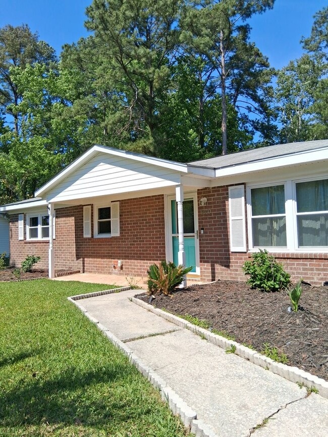 Foto del edificio - 4070 Long Line Ln