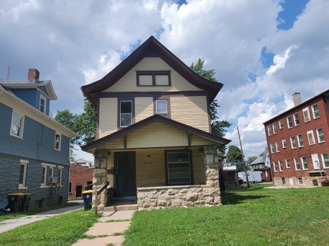 Building Photo - 3326 Gillham Rd