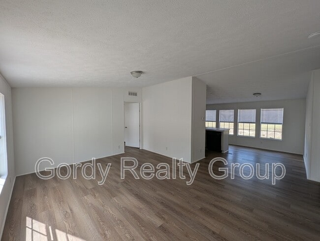 Foto del edificio - 812 Shelby Ave