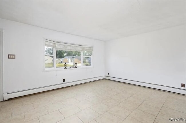 Building Photo - 108 Jenell Dr