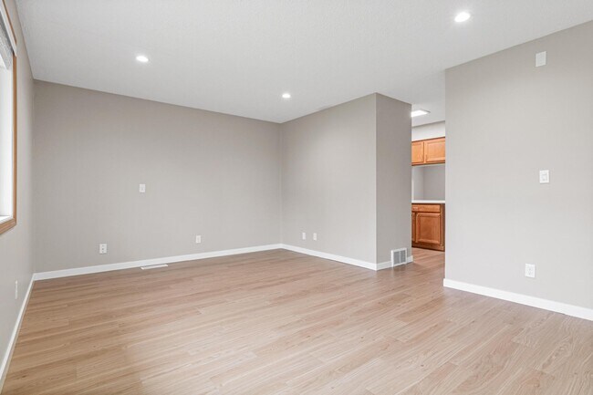 Foto del edificio - 3808 Lodestone Ln