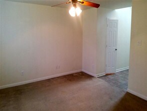 Building Photo - 4345 Medina River Loop