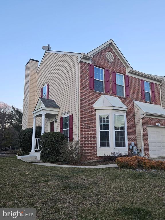 Foto del edificio - 232 Eisenhower Ct