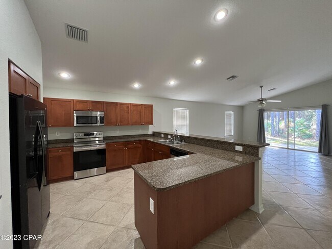 Foto del edificio - 103 Middleburg Dr