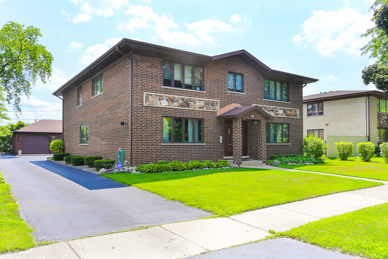 Foto principal - 729 S McKinley Ave