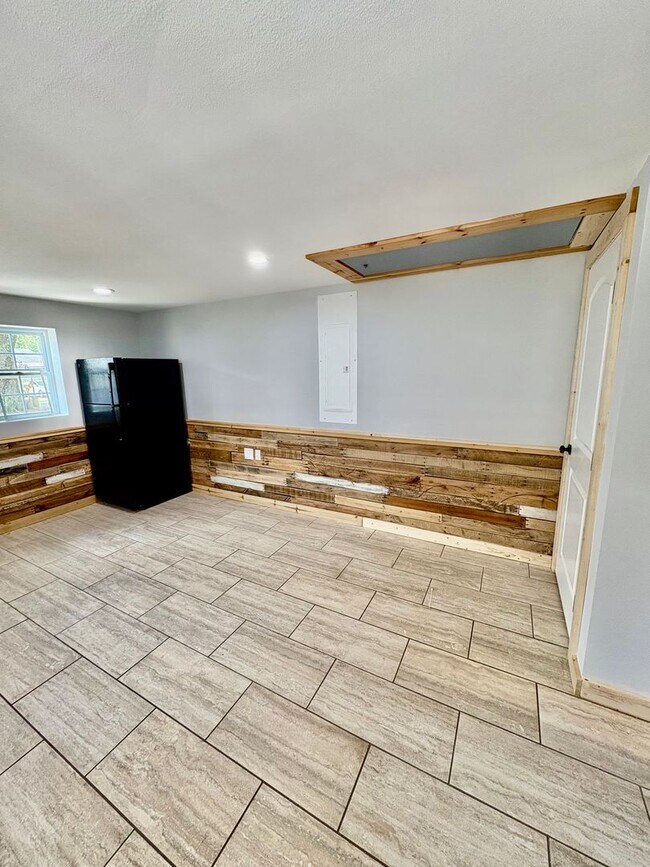 Photo - Charming One Bedroom ADU Furnished or Unfurnished Apartment