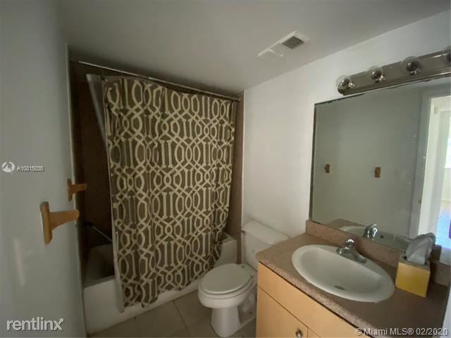 Building Photo - 2 br, 1 bath  - 1201 Lake Victoria Dr
