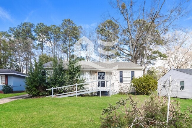 Building Photo - 239 Rutland Cir