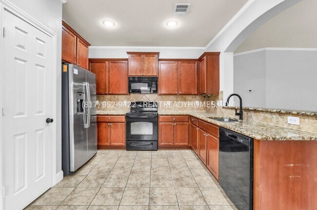 Building Photo - 10025 Iron Horse Trail