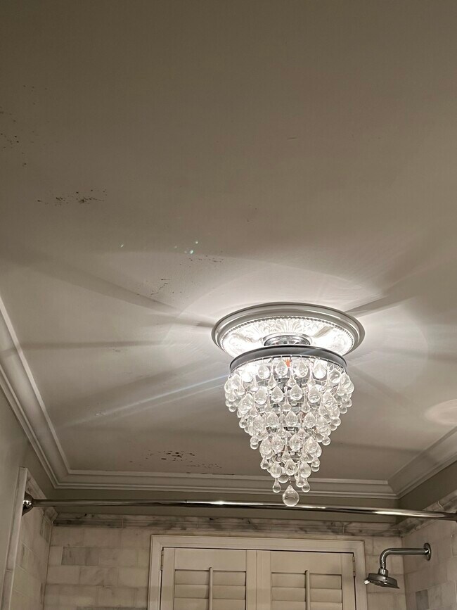 Foto del edificio - 9121 Niles Center Rd