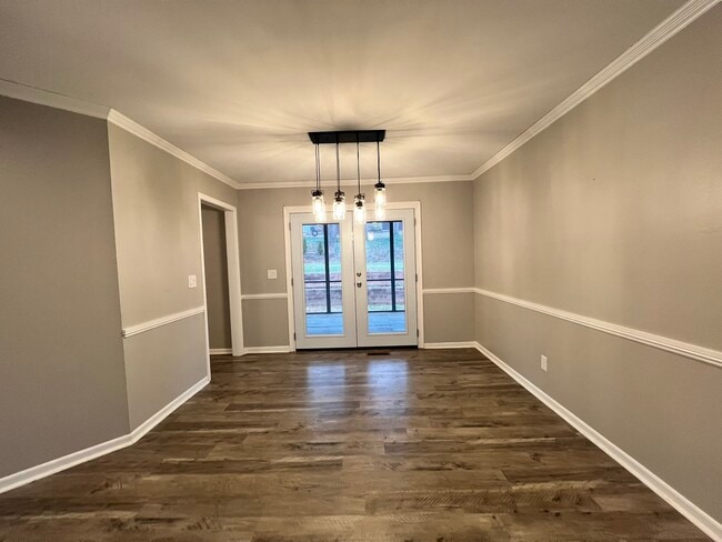 Building Photo - 105 Kestrel Ct