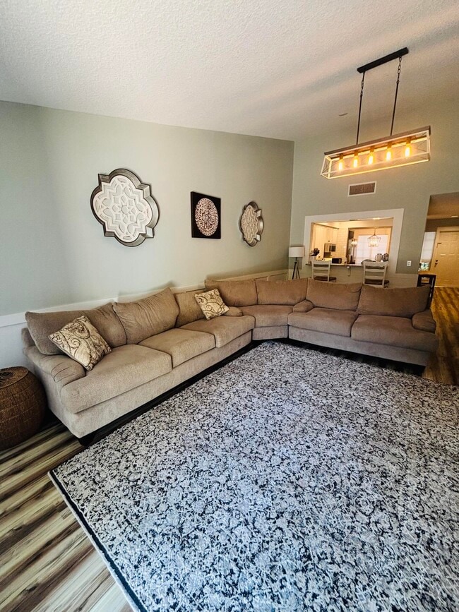 Building Photo - 613 Ocean Dunes Cir