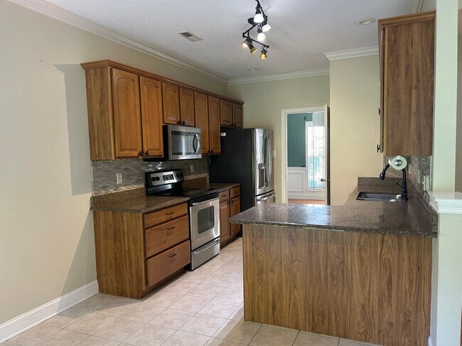 Foto del edificio - 2807 Oakleigh Twp Dr