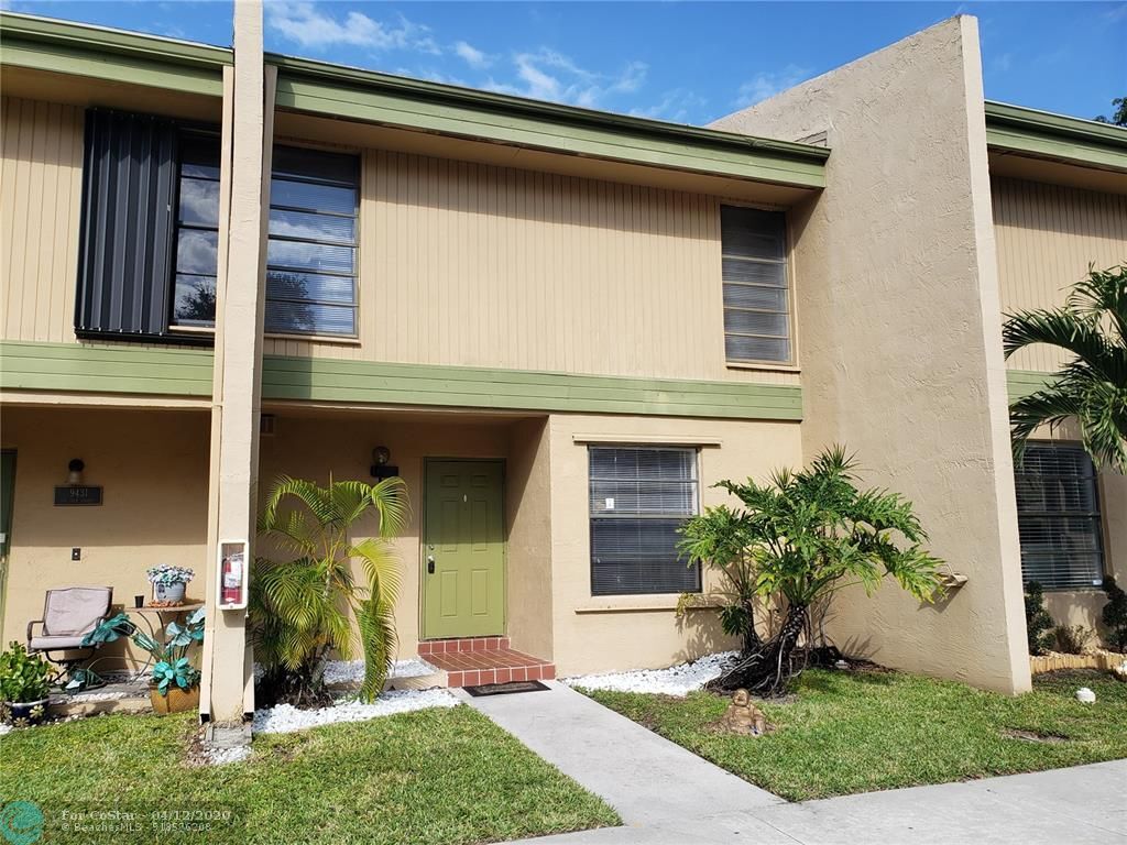 9421 NW 15th St, Pembroke Pines, FL 33024 Townhome Rentals in Pembroke Pines FL