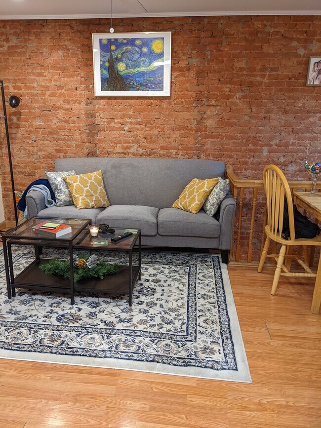 Living Space - 1541 Spring Garden St