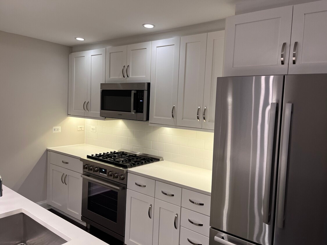 Foto del edificio - 4915 Hampden Ln