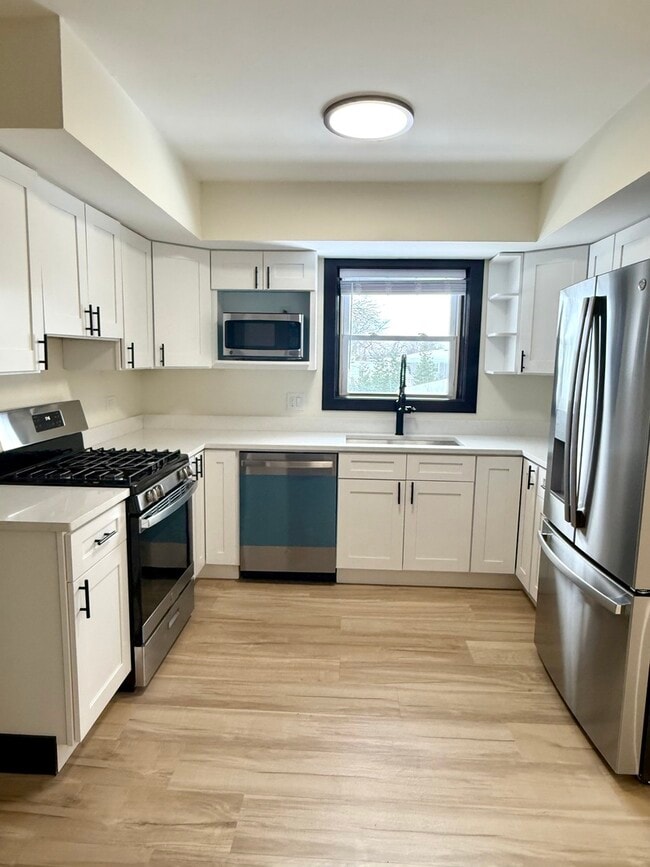 Foto del edificio - 1115 E Algonquin Rd