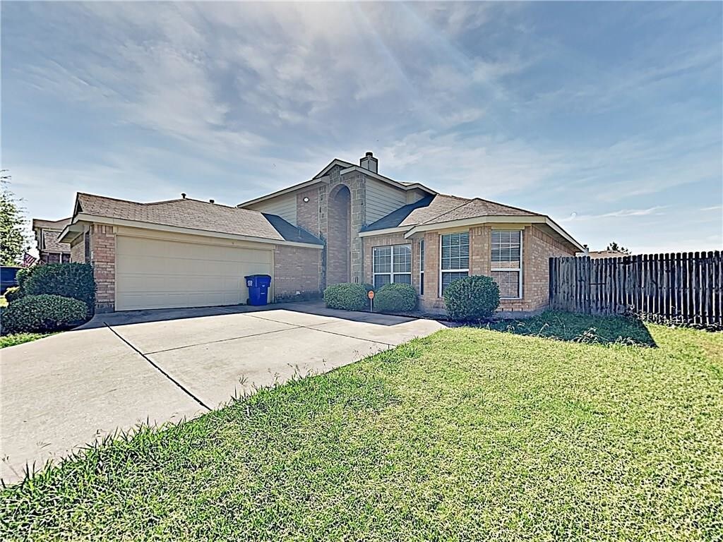 2108 Pecan Ridge Dr, Forney, TX 75126 House Rental in Forney, TX