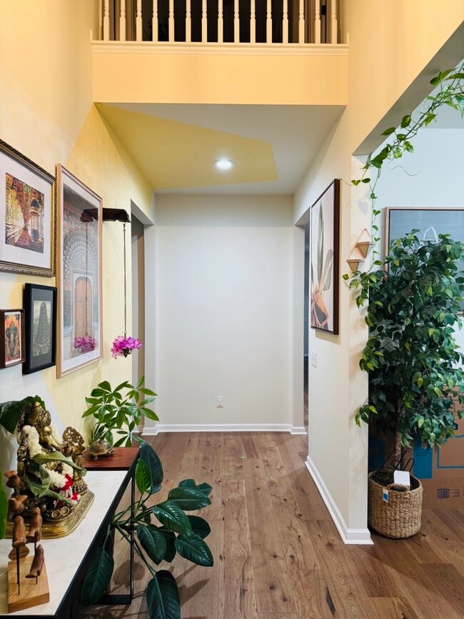 Foto del edificio - 710 N Haines Cir