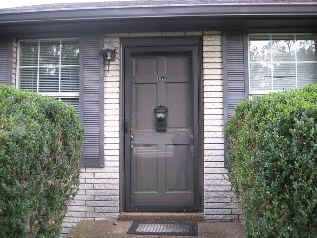Foto del edificio - 1629 16th Ave S
