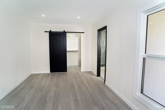 Building Photo - 3 br, 2 bath House - 16666 Gilmore St